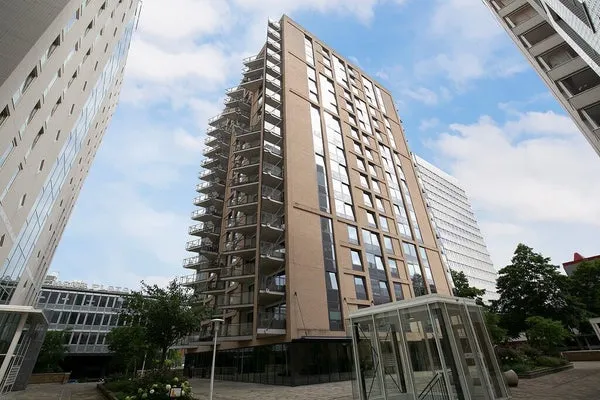 Woning te huur: Koningin Wilhelminaplein, Amsterdam