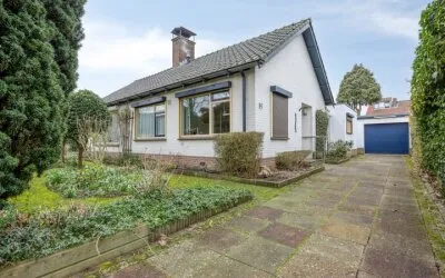 Vrijstaande woning te koop: Koninginnelaan 15, Geldermalsen Zuid Geldermalsen