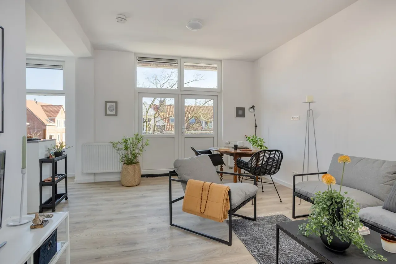 Appartement te koop: Koninginnelaan 24B, Groningen