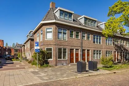 Studio te koop: Koninginnelaan 50, Oranjebuurt Groningen