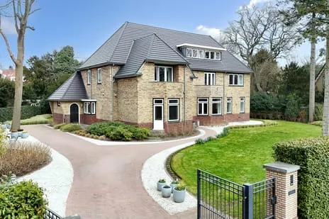 Vrijstaande woning te koop: Koninginneweg 10, De Kieviet Wassenaar