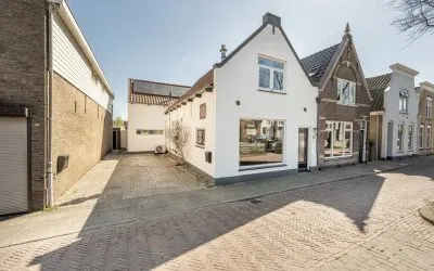Twee-onder-één-kap te koop: Koninginneweg 63, Oud-Beijerland Croonenburghwijk Oud-Beijerland