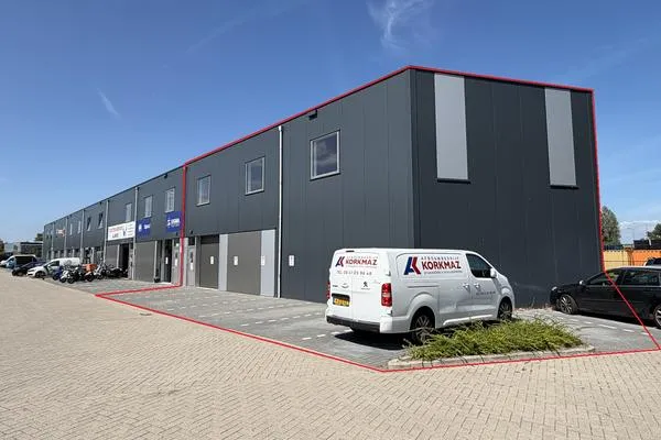 Hoekwoning te koop: Koningsbeltweg 33K, Sallandsekant Noordoost Almere