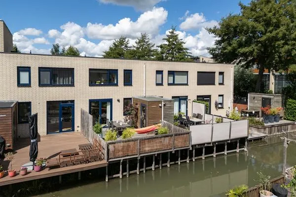 Tussenwoning te koop: Koningshof 35, Vleuten