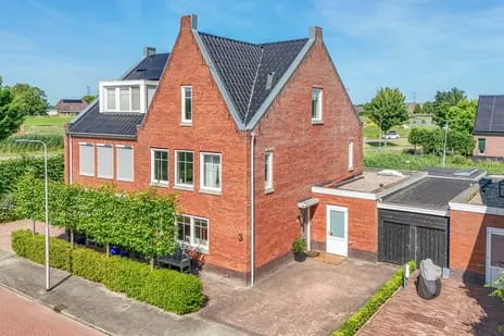 Twee-onder-één-kap te koop: Koningsoever 3, Zevenhuizen-Zuid Zevenhuizen (Zh)