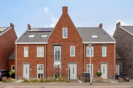Tussenwoning te koop: Koningsoordlaan 224, Berkel-Enschot