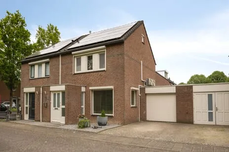 Tussenwoning te koop: Koningspage 55, Westerveld Oss