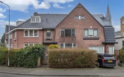 Tussenwoning te koop: Koningsstraat 10, Hilversum
