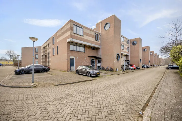 Appartement te koop: Koningstraat 2, Staatsliedenwijk West Almere