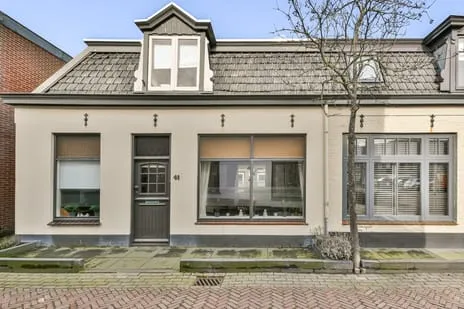 Twee-onder-één-kap te koop: Koningstraat 41, Centrum Zandvoort