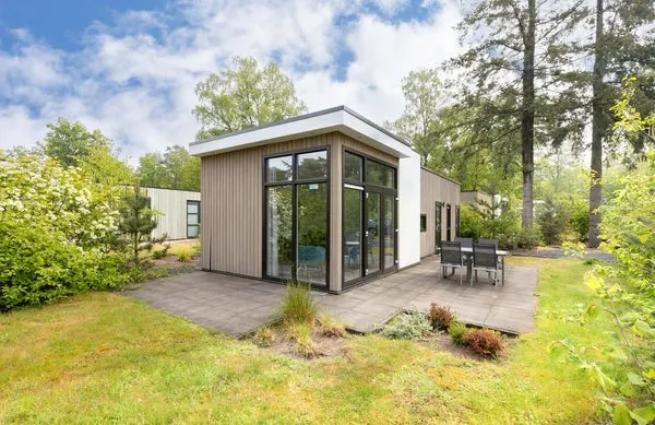 Vrijstaande woning te koop: Koningsweg 14, West van Schaarsbergen Arnhem