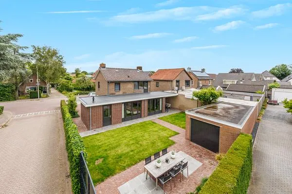 Detached house for sale: Koningsweg 32, Puiflijk Puiflijk