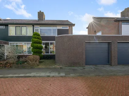 Tussenwoning te koop: Kooglaan 95, De Koog Uitgeest