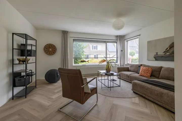 Twee-onder-één-kap te koop: Kooisingel 7, Oosterhaar Haren (Gr)