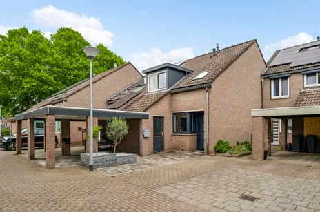 Tussenwoning te koop: Kooldragererf 24, Hoogvonderen Roermond