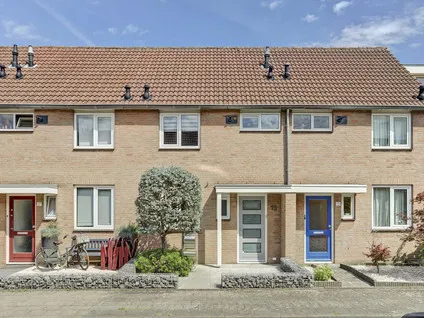 Tussenwoning te koop: Koolmees 15, Vrijhoeve Sprang-Capelle