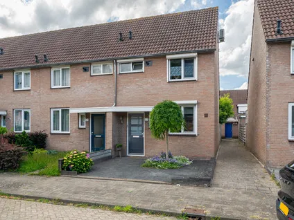 Hoekwoning te koop: Koolmees 57, Vrijhoeve Sprang-Capelle