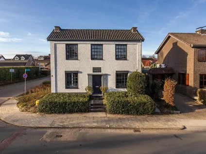 Vrijstaande woning te koop: Koolweg 111, Elsloo