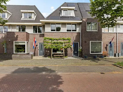 Tussenwoning te koop: Koolwitjestraat 8, Oosteinde Aalsmeer