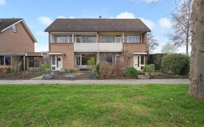 Twee-onder-één-kap te koop: Koopmansvoetpad 59, Kern Oost-Souburg West Oost-Souburg