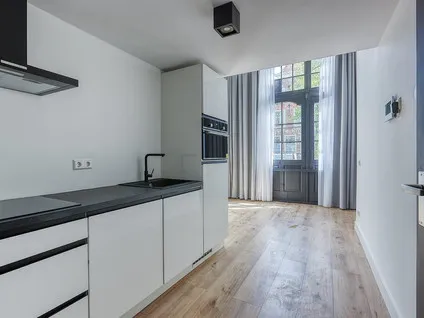 Studio te koop: Koornmarkt 85A, Centrum Delft