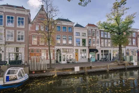 Tussenwoning te koop: Koornmarkt 89, Centrum Delft