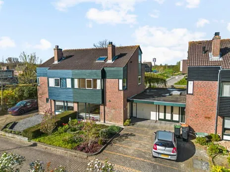 Tussenwoning te koop: Koperslager 18, Risdam-Zuid - Buurt 20 04 Hoorn