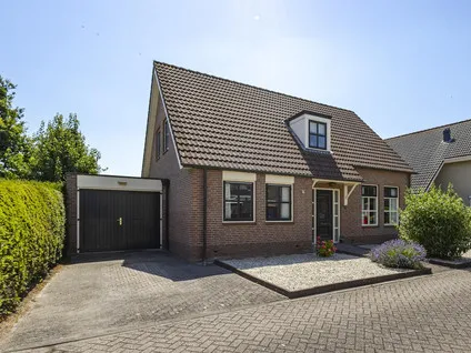 Vrijstaande woning te koop: Koperwiek 16, Giessendam-West Hardinxveld-Giessendam