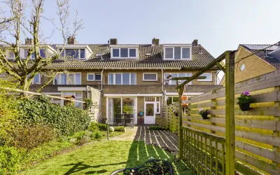 Tussenwoning te koop: Koppestokstraat 13, Haarlem