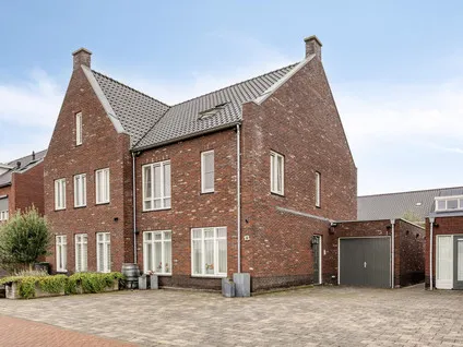 Twee-onder-één-kap te koop: Kordiastraat 13, Verspreide huizen Kerkdriel, Berm en Hoorzik Kerkdriel