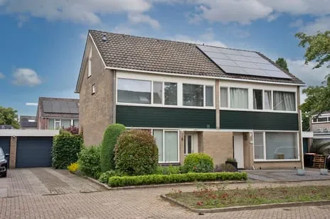 Semi-detached for sale: Korenbloem 4, Lettersveld I Borne