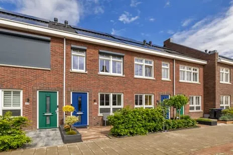 Tussenwoning te koop: Korenbloem 60, Kern Oudenhoorn Oudenhoorn