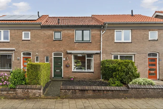 Tussenwoning te koop: Korenbloemstraat 16, Wolfskuil Nijmegen
