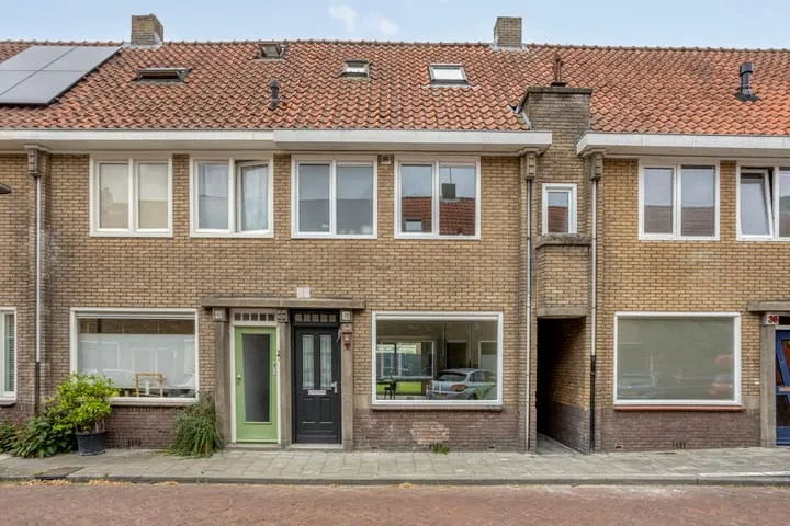 Tussenwoning te koop: Korenbloemstraat 38, Kruidenbuurt Eindhoven