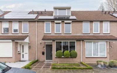 Tussenwoning te koop: Korenland 7, Zesgehuchten Geldrop
