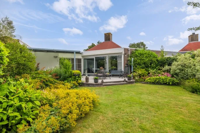 Tussenwoning te koop: Korenmolen 74, Harmelen-Zuid (dorp) Harmelen
