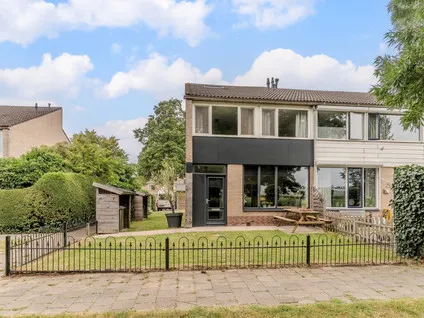 Hoekwoning te koop: Korenschoof 28, Giessen Giessen
