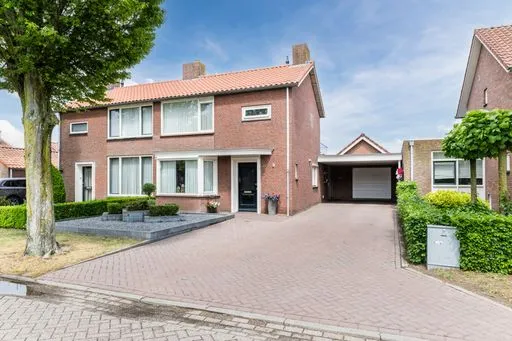 Twee-onder-één-kap te koop: Korenstraat 40, Omg. Prinsessenbuurt Moergestel