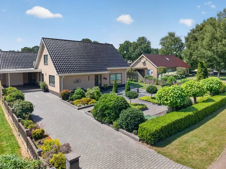 Vrijstaande woning te koop: Korhoenlaan 25, Weiteveen Weiteveen