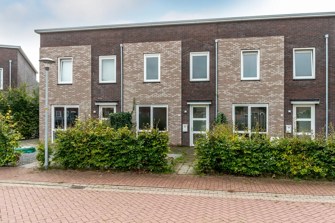 Tussenwoning te koop: Korianderhof 9, Almere