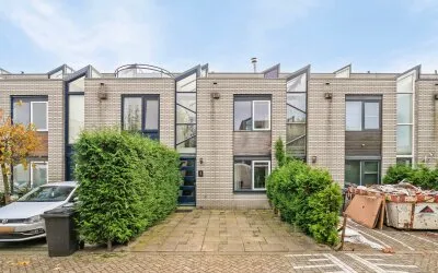 Tussenwoning te koop: Korianderveld 5, Schiedam