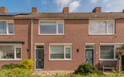 Tussenwoning te koop: Kornalijn 19, Edelstenenwijk 'S-Gravenzande