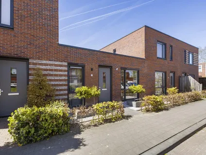 Tussenwoning te koop: Kornelis ter Laanstraat 5, Schrijversbuurt Delfzijl