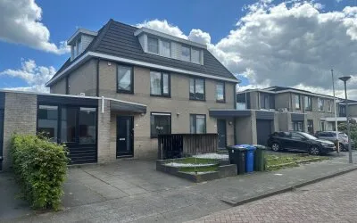 Tussenwoning te huur: Kornelis van Tollaan 29, 's-Gravenland Rotterdam