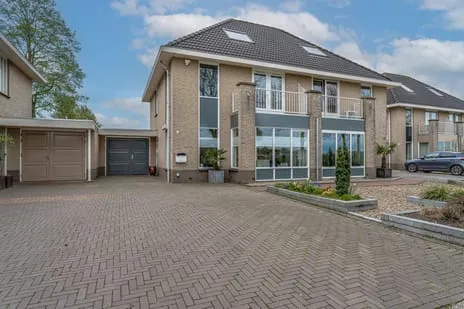 Tussenwoning te koop: Kornet 9, Methen Zevenaar