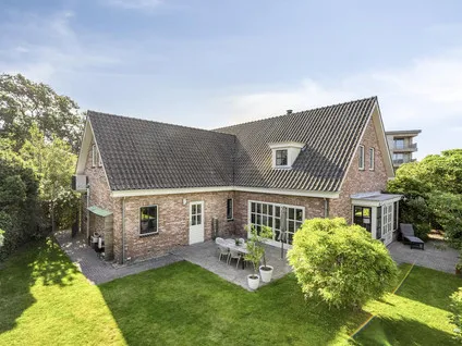 Vrijstaande woning te koop: Kornoeljelaan 13, De Schans en Oude Molen Halsteren