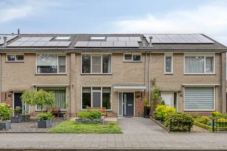 Terraced house for sale: Kornoeljelaan 48, Het Gegraaf Valkenswaard