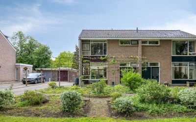 Twee-onder-één-kap te koop: Korte Bree 8, Gieten Gieten