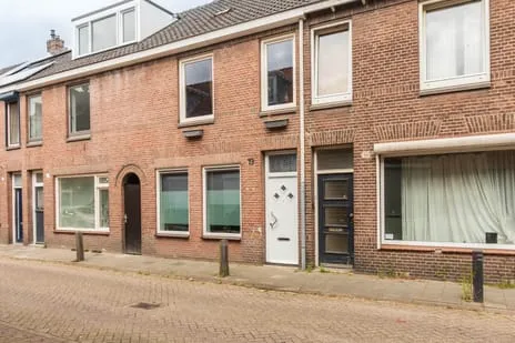 Tussenwoning te koop: Korte Hoefstraat 19, Pastorieklamp West Tilburg