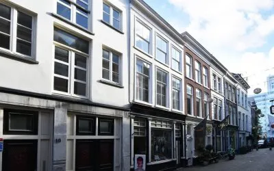 Appartement te huur: Korte Houtstraat 12A, Uilebomen 'S-Gravenhage